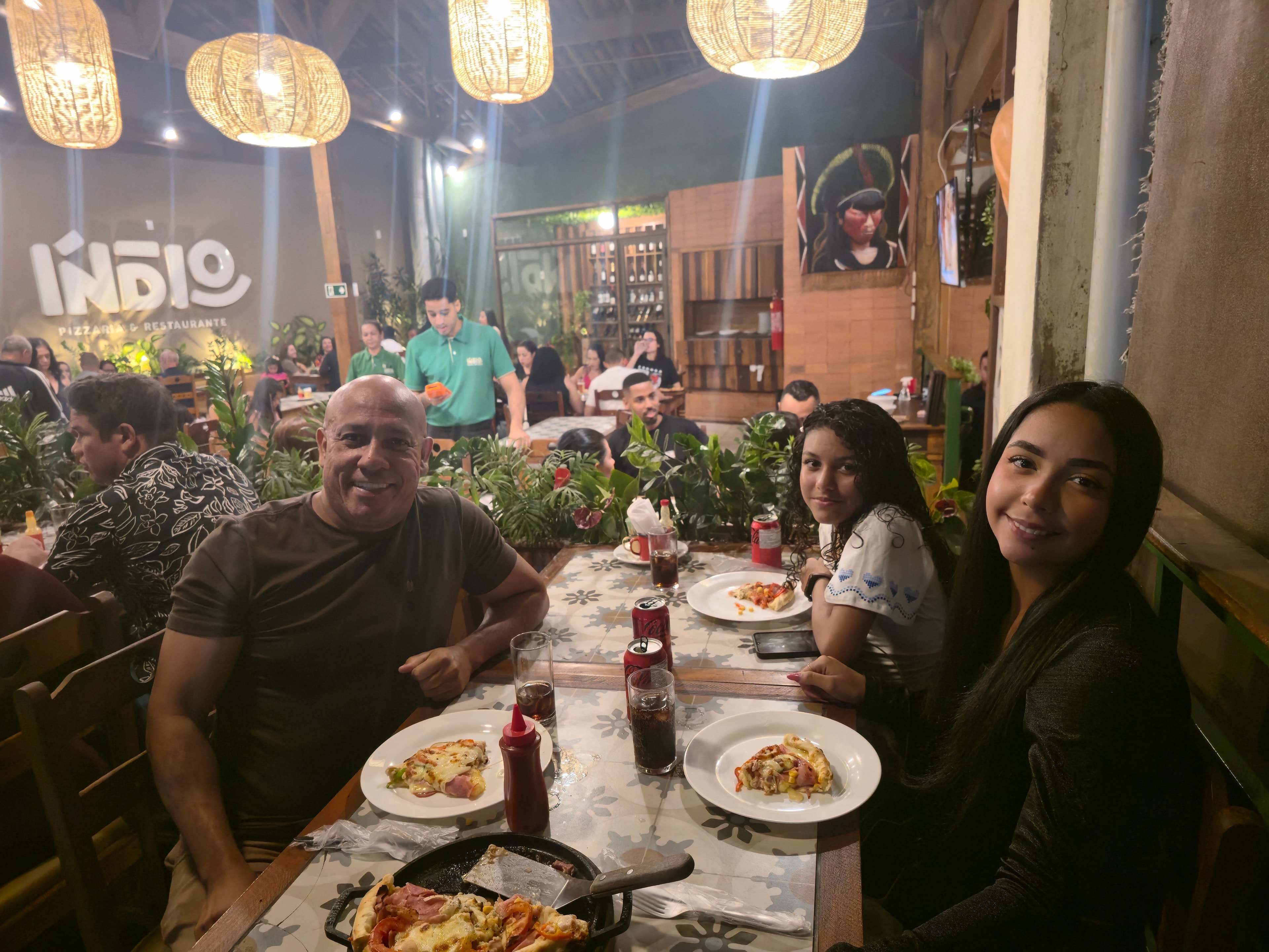 Raissa Oliveira e Raiane Oliveira — equipe Woliv